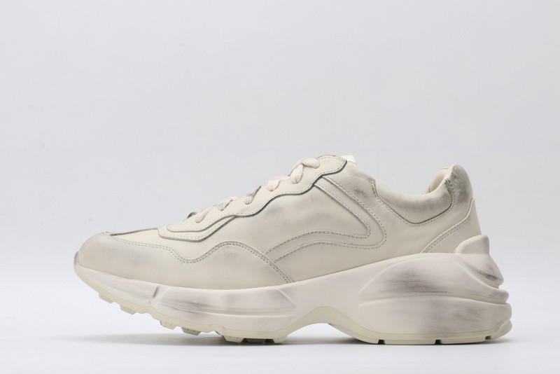 G*u*i ace embroidered low-top sneaker white