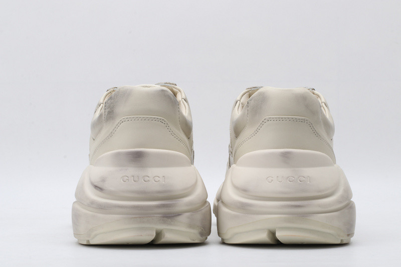 G*u*i ace embroidered low-top sneaker white