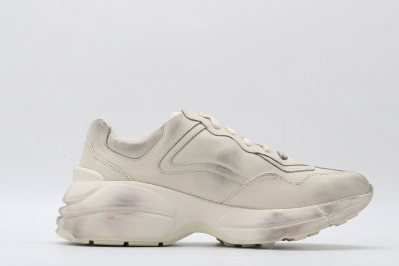 G*u*i ace embroidered low-top sneaker white