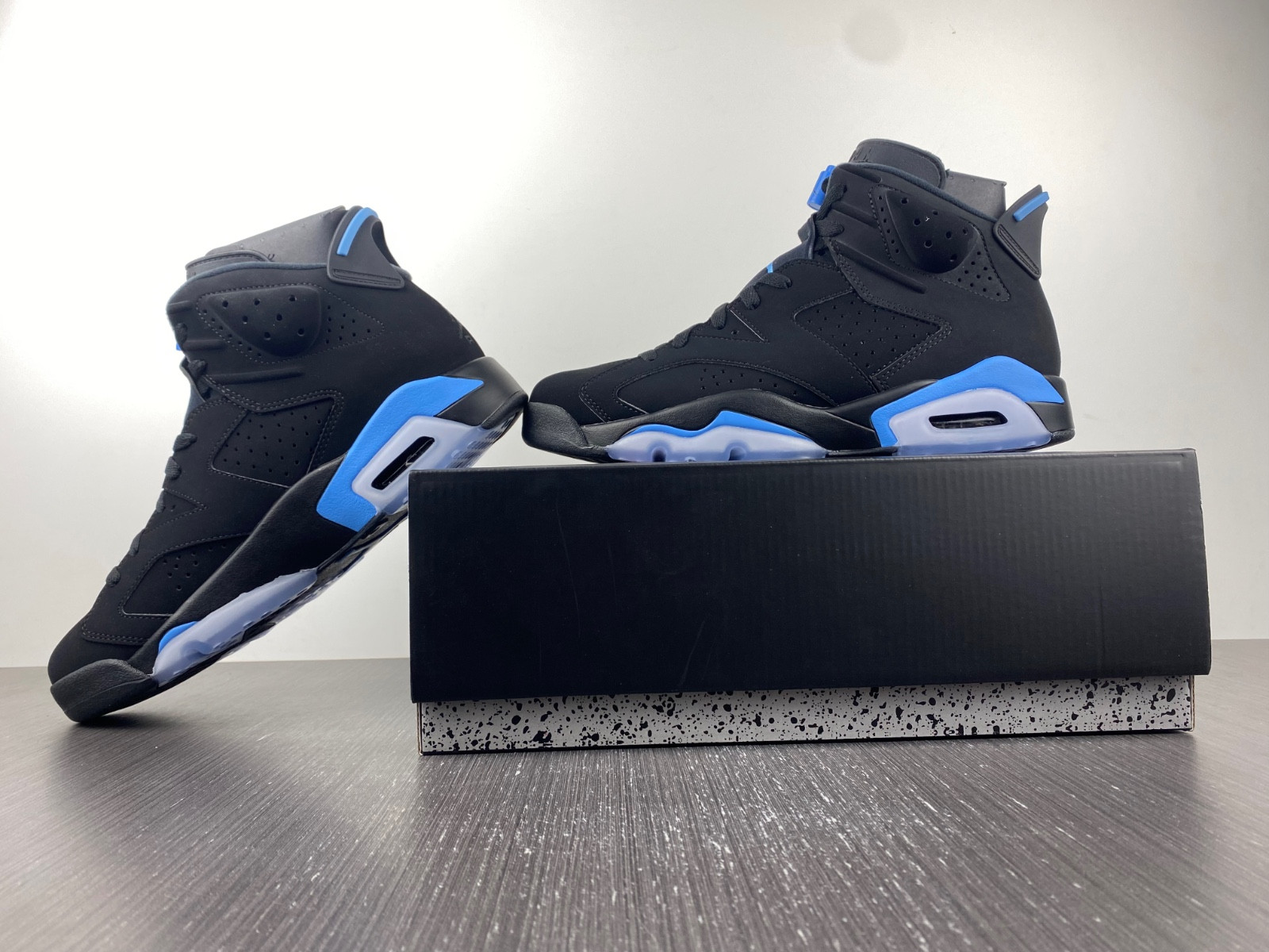 air jordan 6 “university blue” 384664-006